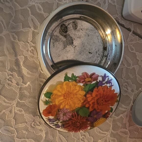 Vintage Trinket Boxs Old - Picture 5 of 17